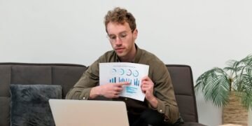 Gig Economy Budget 2025: Mastering Income Fluctuations - Cover Image