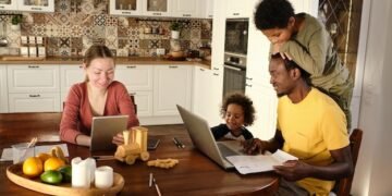 The Impact of 2025 Tax Cuts on Middle-Class Budgets - Cover Image