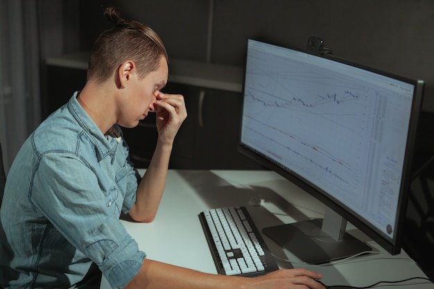Emergency Fund Strategies for Economic Downturns in 2025